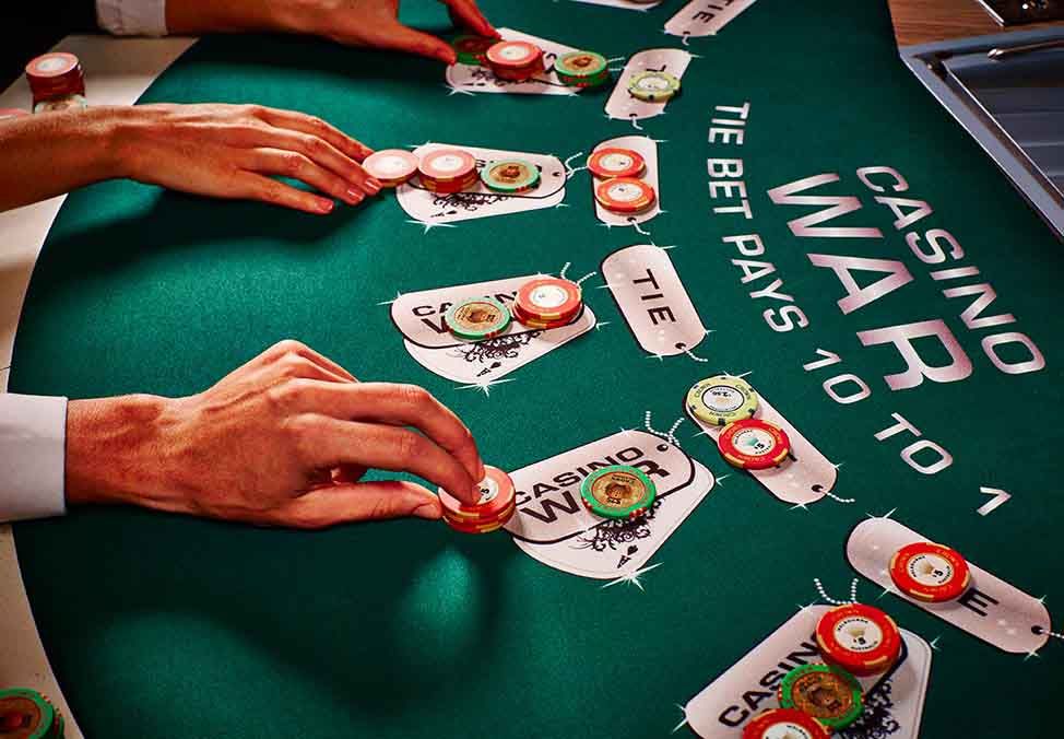 ایک اکاؤنٹ بنائیں یا Caesars Slots کیسینو میں لاگ ان کریں۔